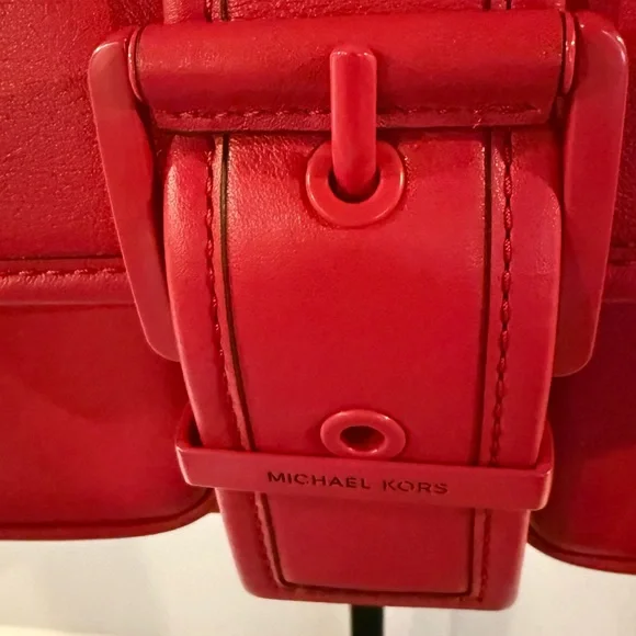 Michael Kors crimson colby Bag - Picture 3 of 9